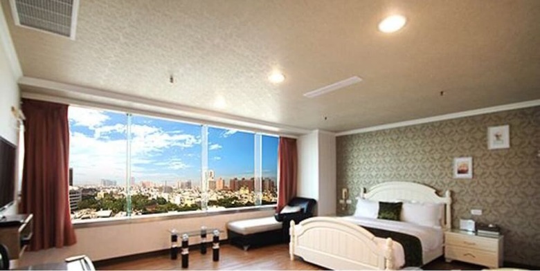 Ya Tai Hotel