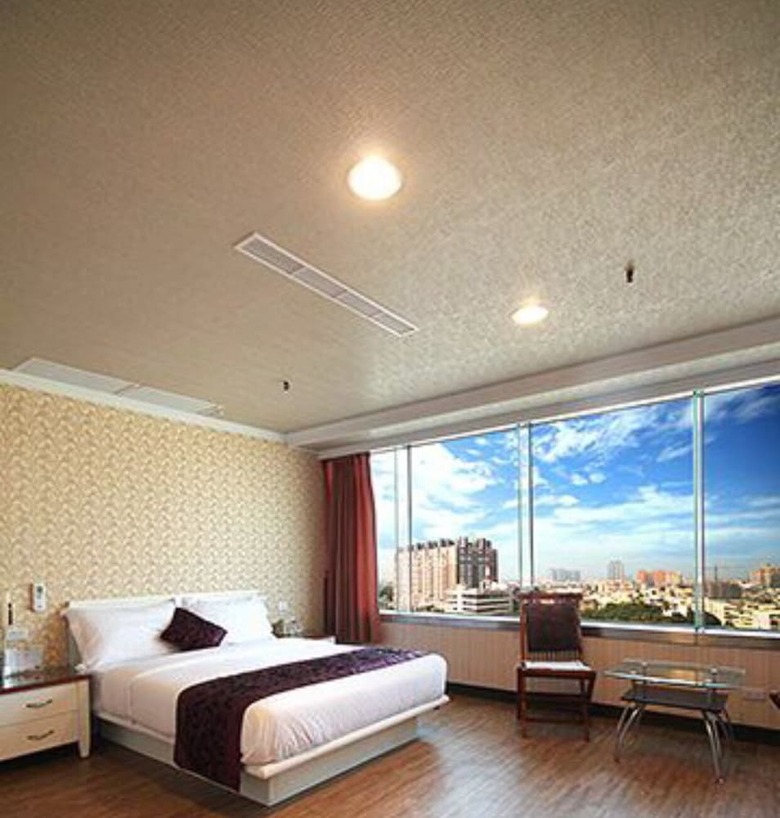 Ya Tai Hotel