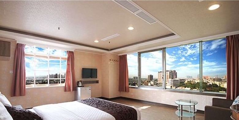 Ya Tai Hotel