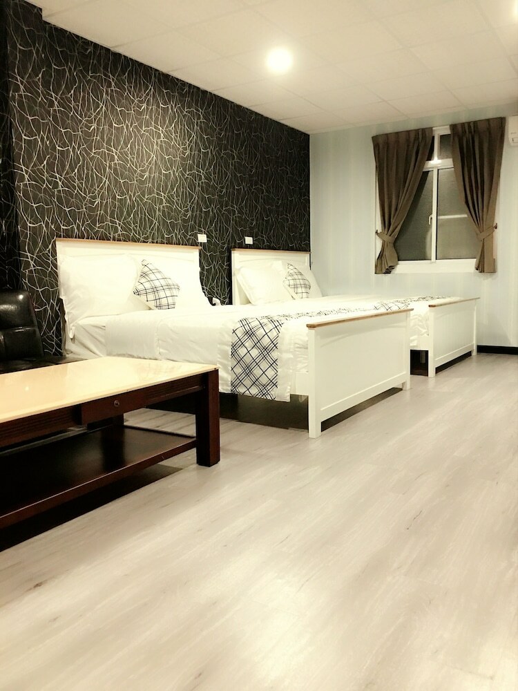 Ya Tai Hotel