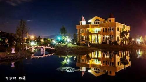 Love Lake Castle