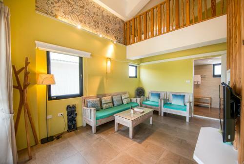 Outline B&B