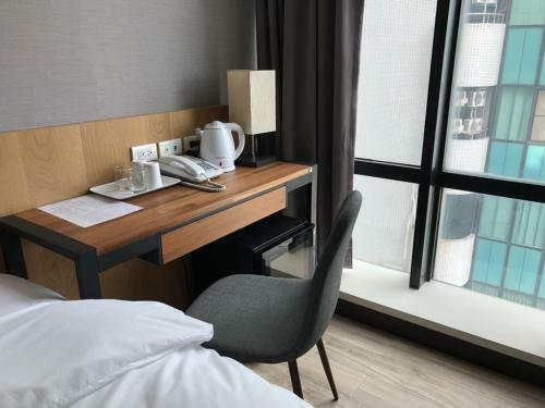 Honest & Warm Hotel