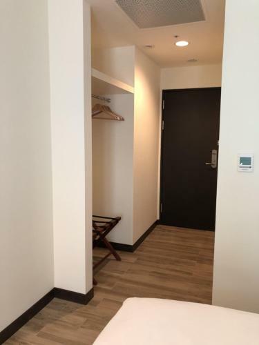 Honest & Warm Hotel