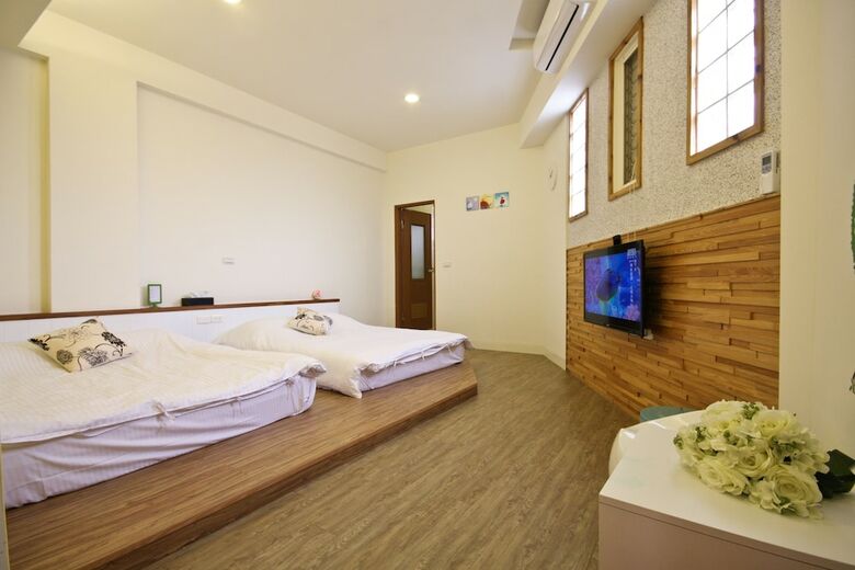 Hotel Q House