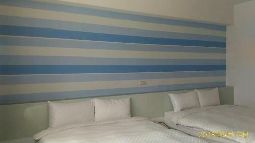 Sky Square Homestay