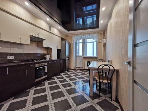 Chernigov City Apartments Na Peremohy