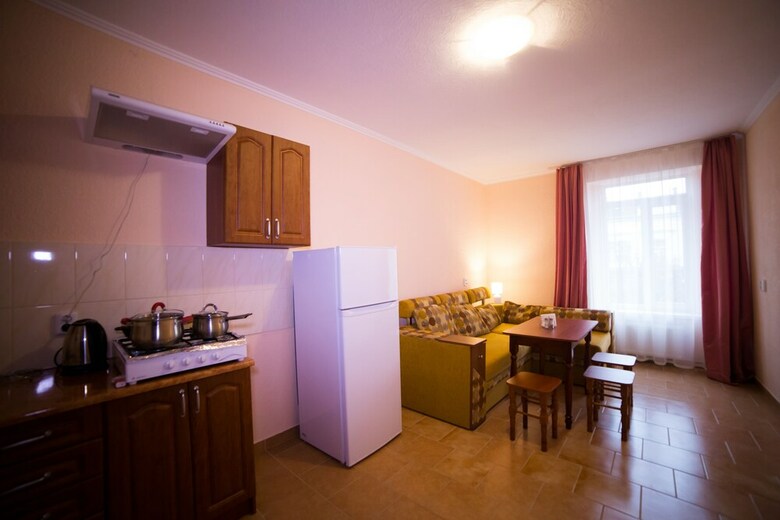 Best Apartments On Kyryla & Mefodia