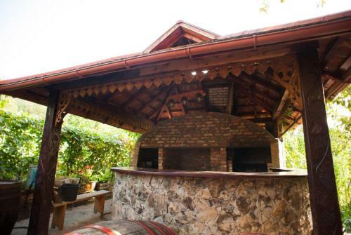 Hostal Polychka Winehouse