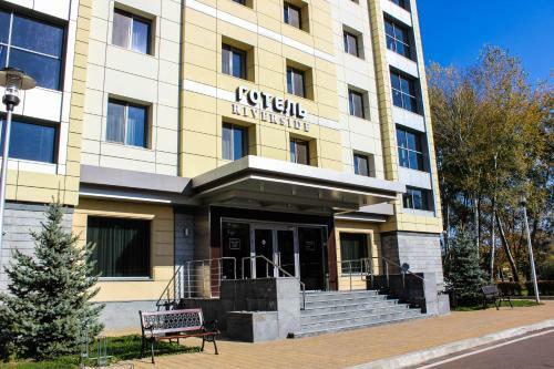 Riverside- Restaurant, Hotel, Beach
