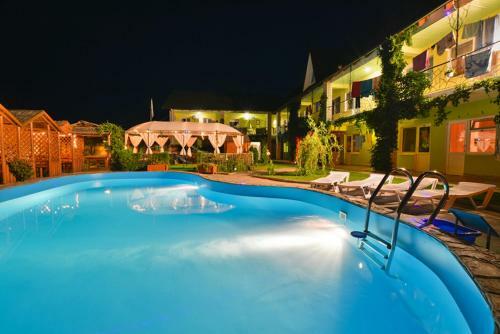 Hotel Vip-town