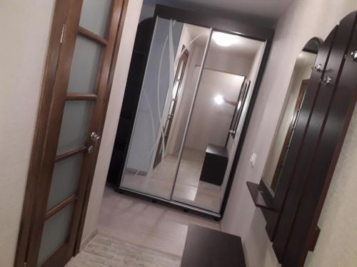 Apartamento 2-kh Komnatnaia Kvartira