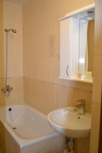 Hotel Tonal