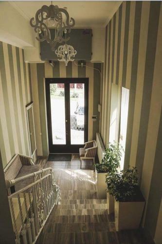 Hotel And Restaurant Velure