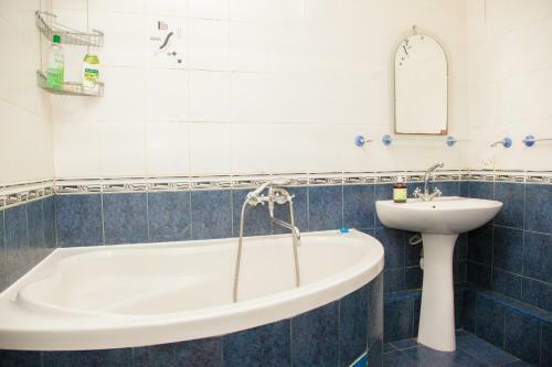 Apartamento 2room Semi-luxury Apt On Stalevarov 21