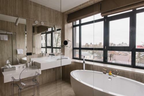 Noble Boutique Hotel