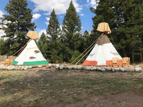 Boulder Creek Lodge