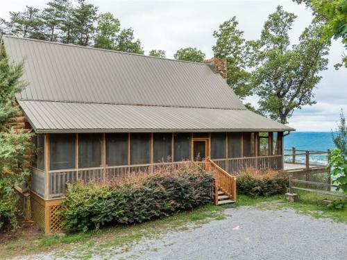 Hunters Lodge