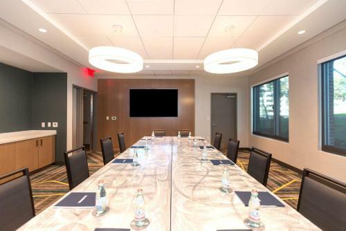 Cambria Hotel Lax
