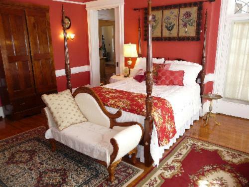 Berkeley House Bed & Breakfast