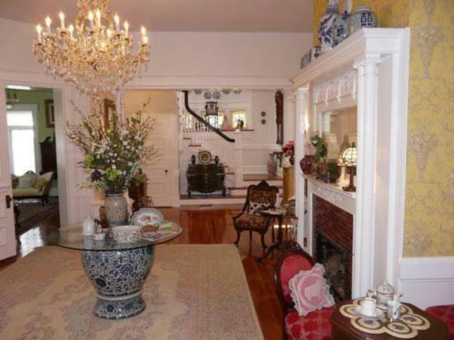 Berkeley House Bed & Breakfast