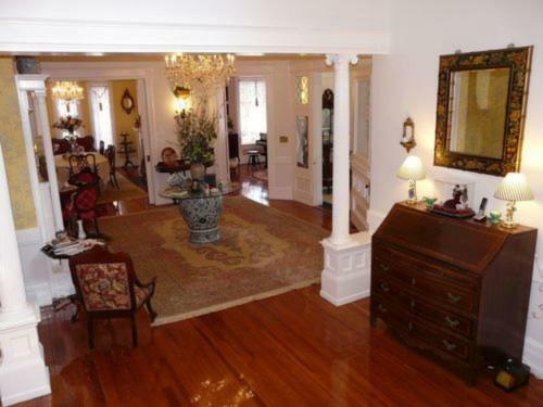 Berkeley House Bed & Breakfast