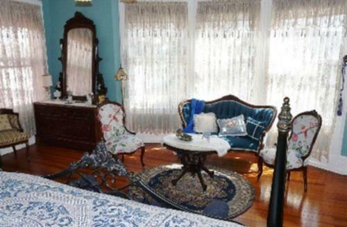 Berkeley House Bed & Breakfast