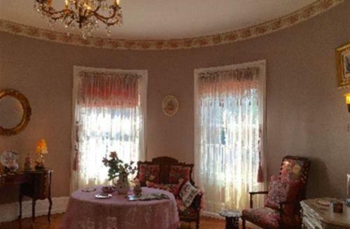 Berkeley House Bed & Breakfast