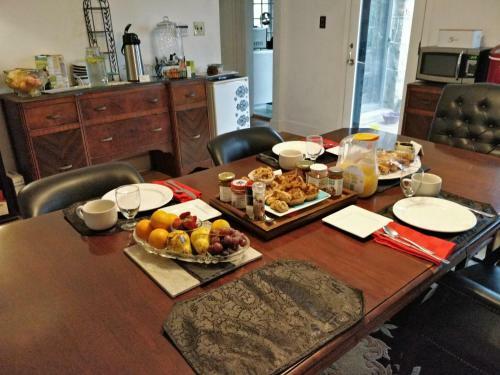 Maurrocks - A Pocono Mountains B&B