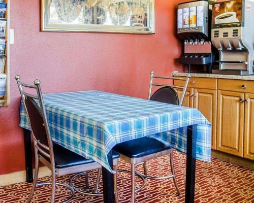 Hotel Rodeway Inn Harrisburg