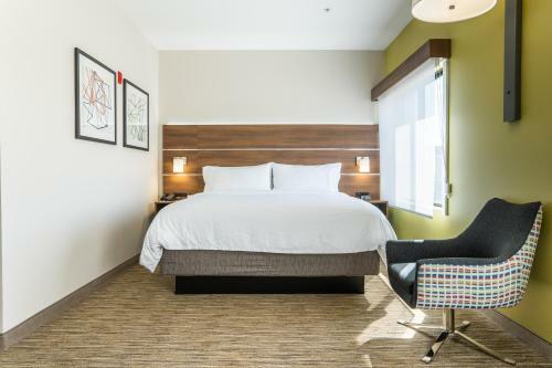 Hotel Holiday Inn Express & Suites - Lake Forest