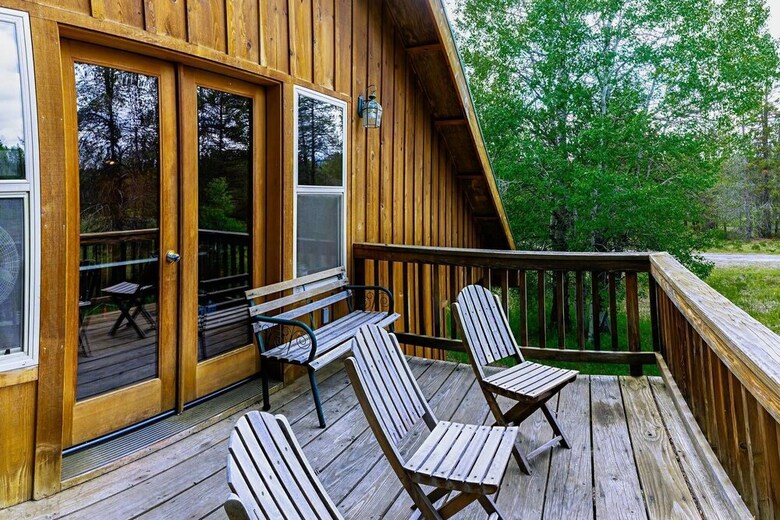 Sun Mountain Ranch Bunkhouse - Near Crater Lake