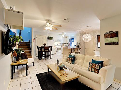 108 E Whiting St Duplex Townhouse