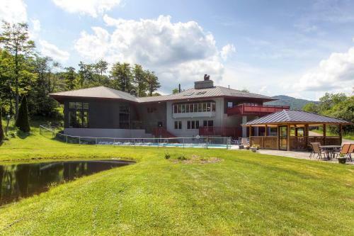 Sunrise Mountain Village - Ski-in/out Community