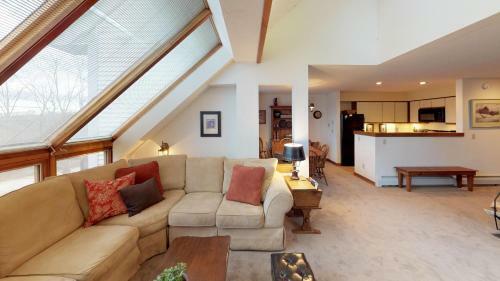 Sunrise Mountain Village - Ski-in/out Community