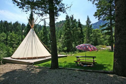 Ridgetop Cabin