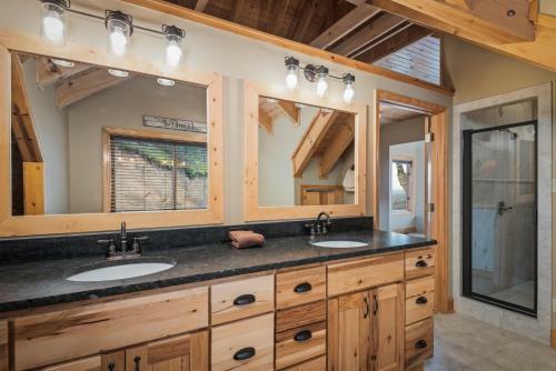 Tanglewood Mountain Lodge Home