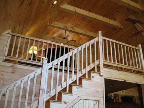 Hotel Bear Den Mountain Resort