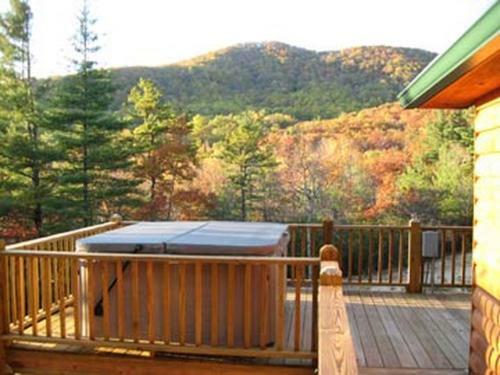 Hotel Bear Den Mountain Resort