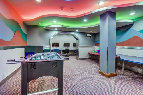Powderhorn Lodge 107: Columbine Suite