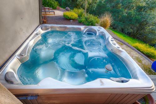 Spacious Santa Rosa House