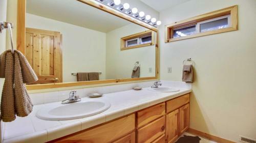 Topflite 14 Four-bedroom Home