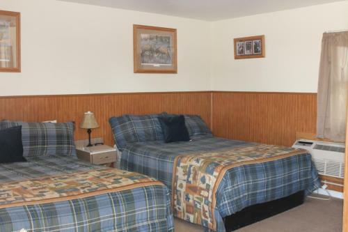 Motel Paintbrush Inn