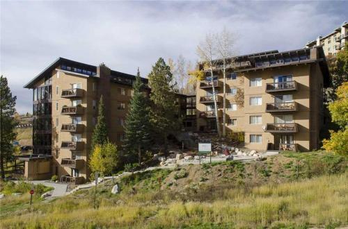 Storm Meadows East Slopeside - Se066