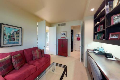 Meadowridge Retreat