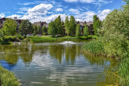 Meadowridge Retreat
