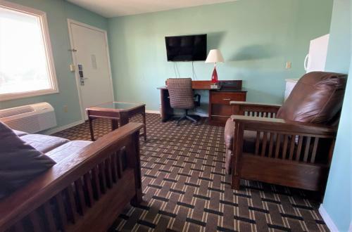 Hotel Lakes Inn