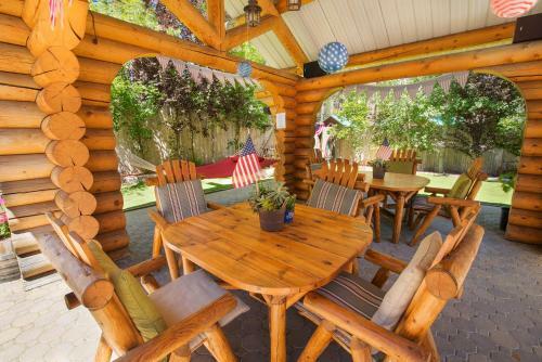 Bed & Breakfast Fireside Lodge