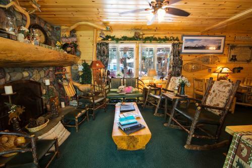 Bed & Breakfast Fireside Lodge