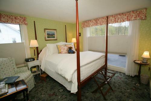Posada Three Mountain Inn